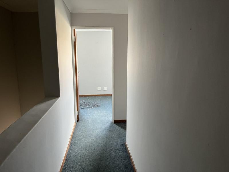 To Let Commercial Property for Rent in Montague Gardens Western Cape